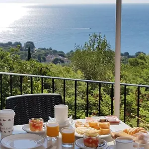 https://hostal-sa-barraca.catalonia-hotels.com